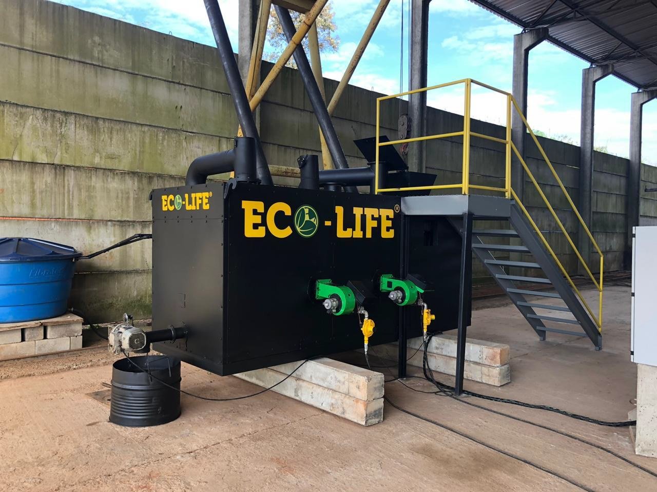 Unidade ECO-LIFE instalada e em operação na unidade de testes da IMOTO Ambiental